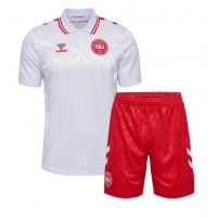 Camisa de time de futebol Dinamarca Replicas 2º Equipamento Infantil Europeu 2024 Manga Curta (+ Calças curtas)